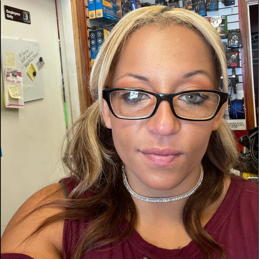 Meet your Posher, Sandra